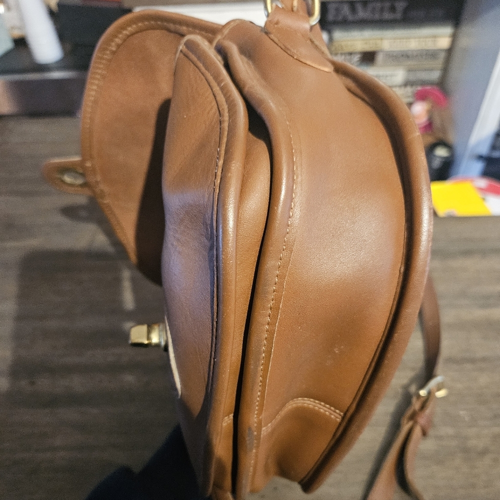 Coach 1990's Vintage British Tan Leather Sm Prairie Crossbody Bag 9954 - Picture 9 of 16